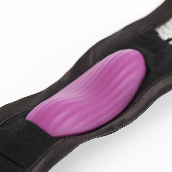 Svakom Edeny App Controlled Clitoral Stimulator - Image 4